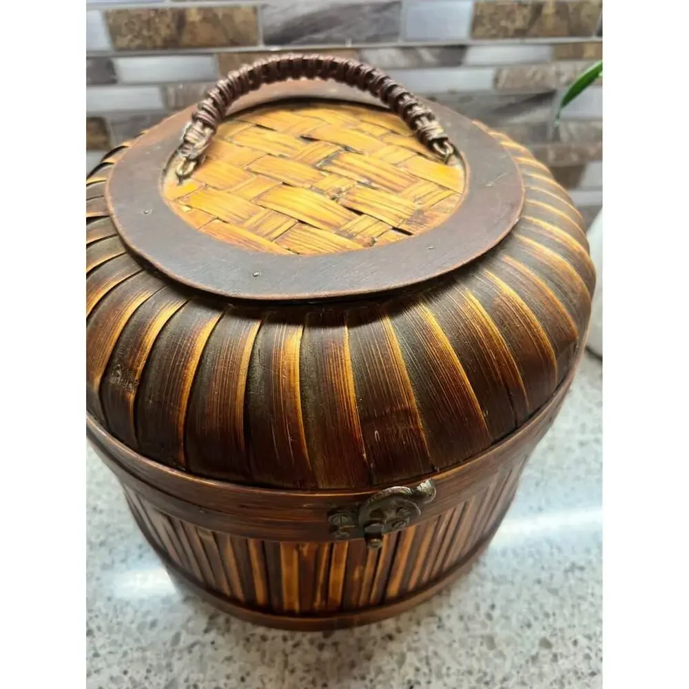 unbranded beautiful vintage